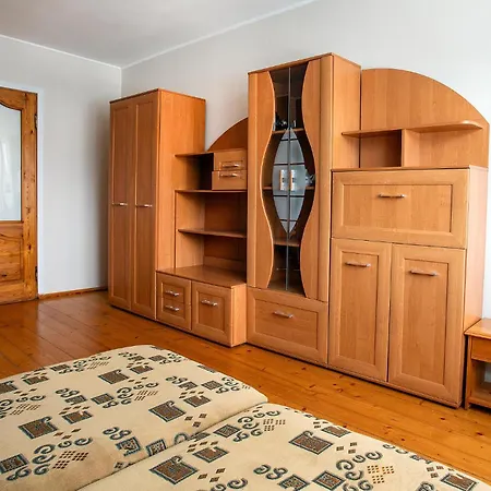 Διαμέρισμα 3 Bedroom Awesome In Gowidlino
